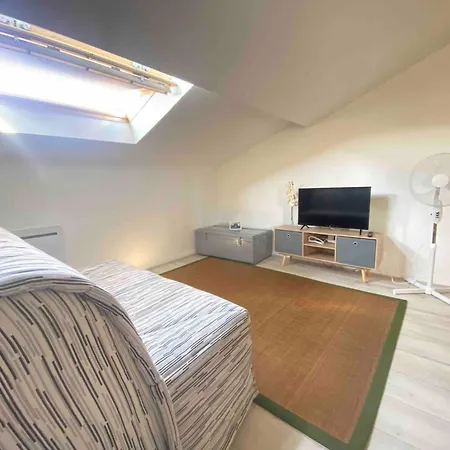 Apartment Etoile - Hyper Centre - Calme - Proche Tram *